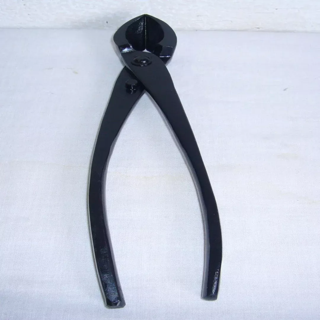8-Inch Concave Branch Cutter – Professional | Pixies Gardens