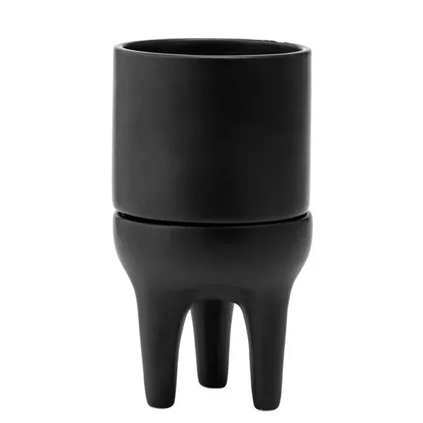 Black 3-Leg Planter with Saucer